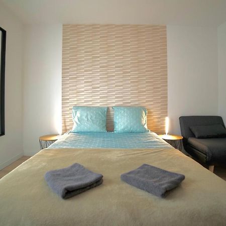 B&B Chez L'Habitant Chambre Privative Sur La Route Des Vins Tv Parking Box Velo Issenheim المظهر الخارجي الصورة